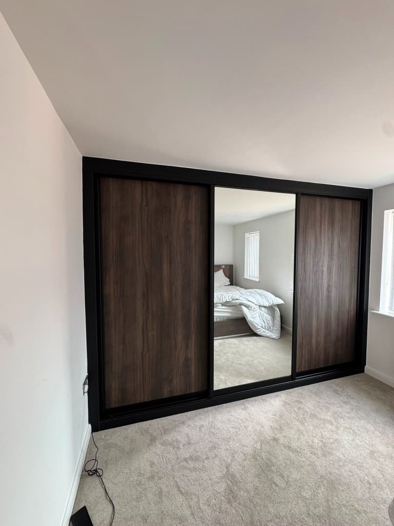 Bespoke Fitted Wardrobe